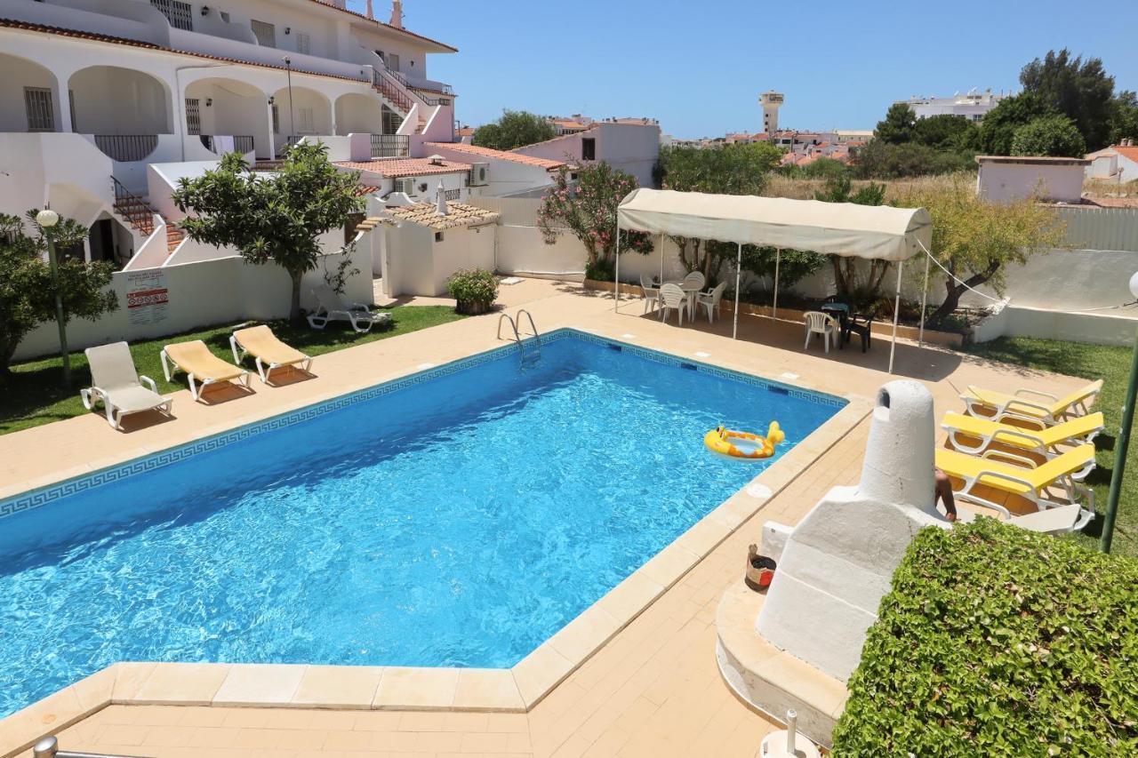 Apartamentos Pedro For Families By Bedzy Albufeira Exterior foto