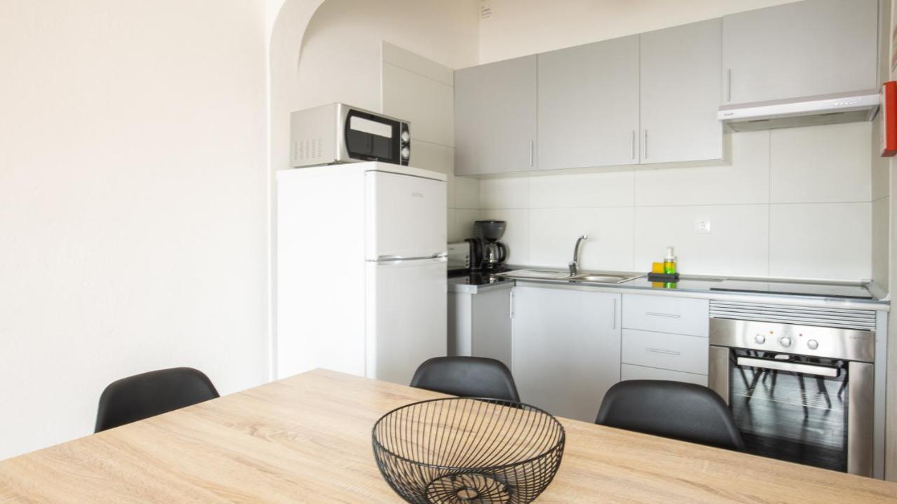 Apartamentos Pedro For Families By Bedzy Albufeira Exterior foto