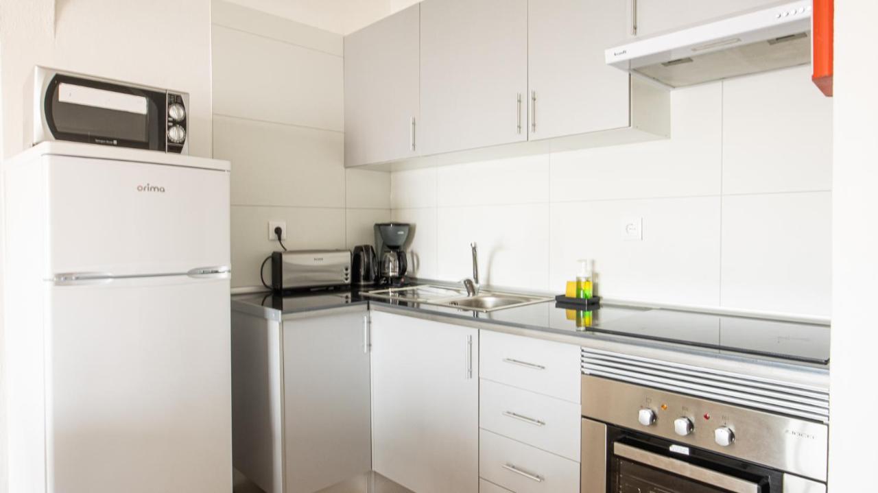 Apartamentos Pedro For Families By Bedzy Albufeira Exterior foto
